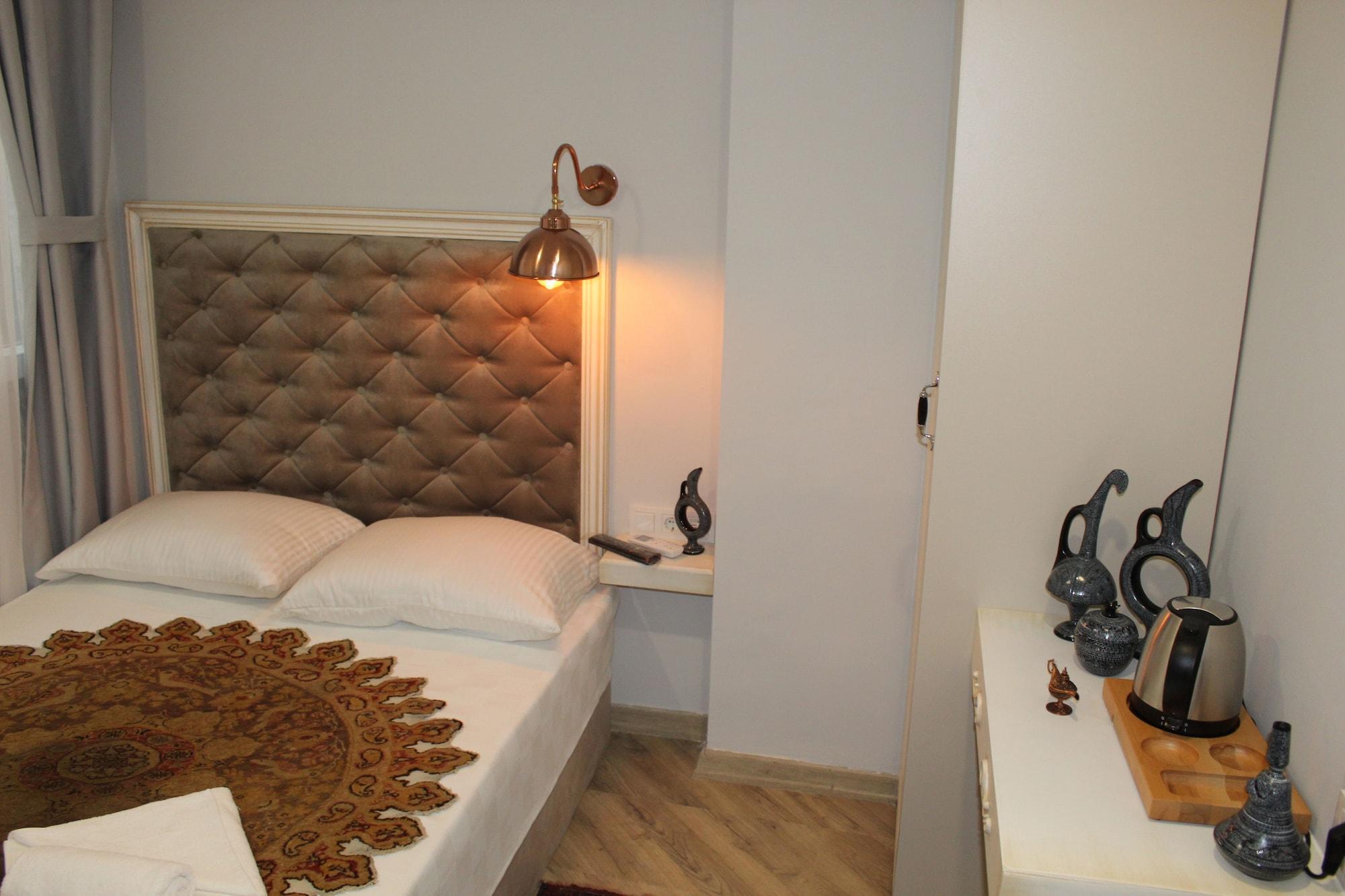 Good Night Hotel Istanbul Bagian luar foto