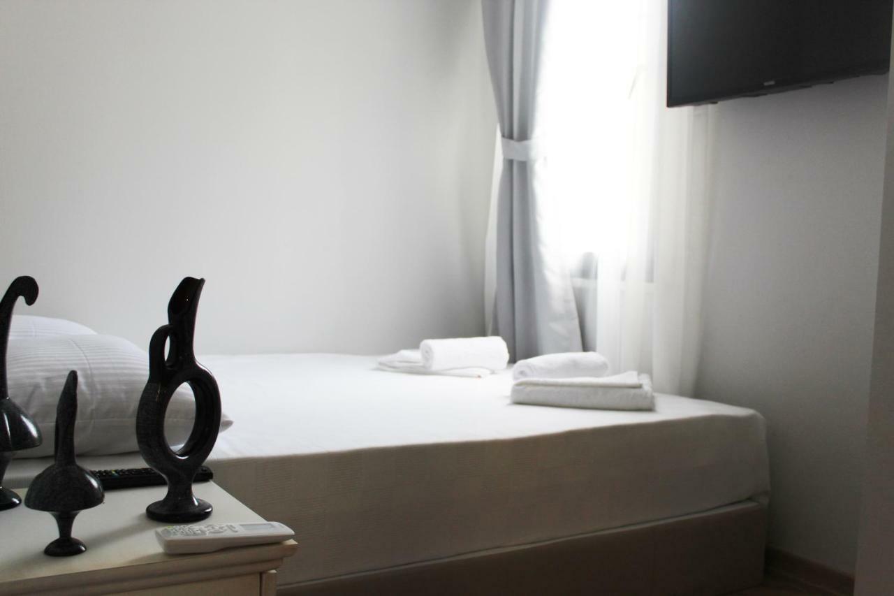Good Night Hotel Istanbul Bagian luar foto